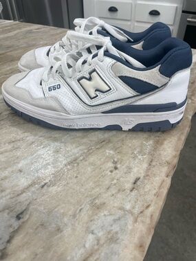 New Balance Men's White and Navy 550 Retro Sneakers